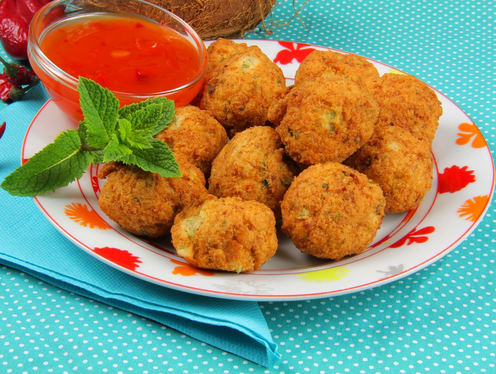 Accras croustillants et sauce pimentée